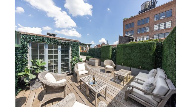 67 BEDFORD Street, New York City, NY 10014