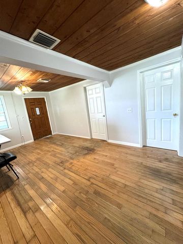 1901 S 34th Street, Fort Pierce, FL 34947