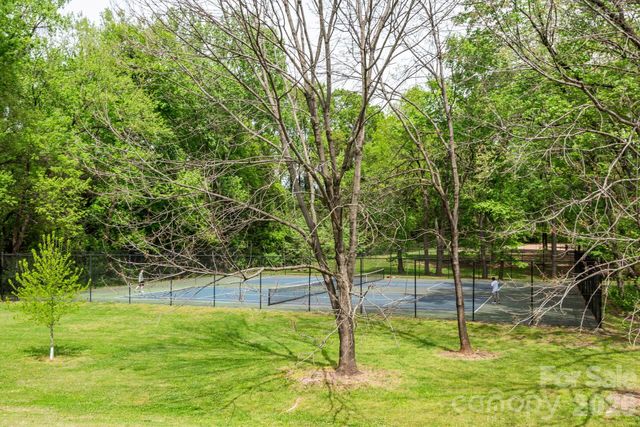 933 Westbrook Drive B, Charlotte, NC 28202