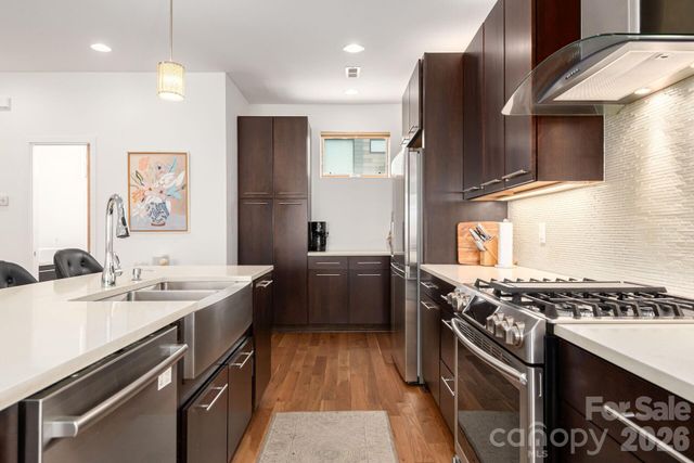 933 Westbrook Drive B, Charlotte, NC 28202