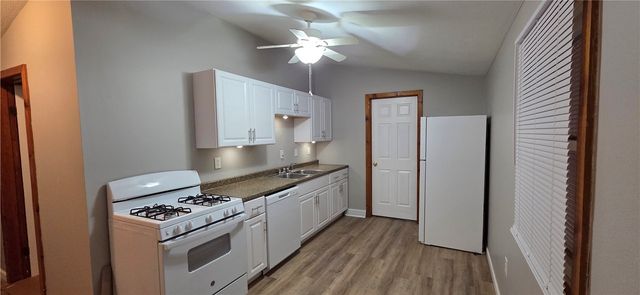 2017 Woodmont Ave, Arnold, PA 15068