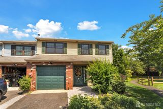 17 Walton Court, East Brunswick, NJ 08816