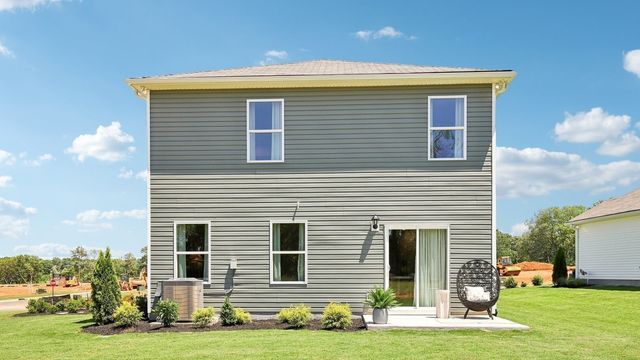 1125 Canyon Dr, Portland, TN 37148