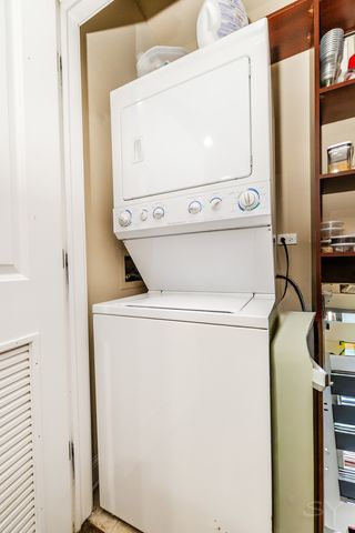 1116 W Hubbard Street 2W, Chicago, IL 60642