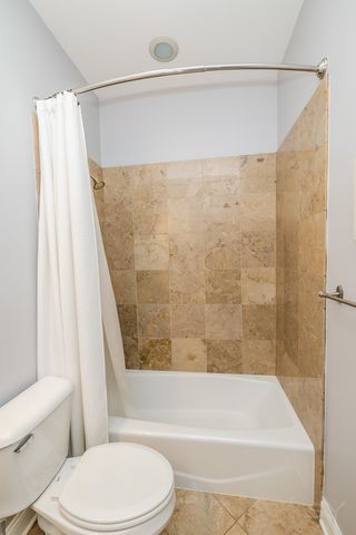 1116 W Hubbard Street 2W, Chicago, IL 60642