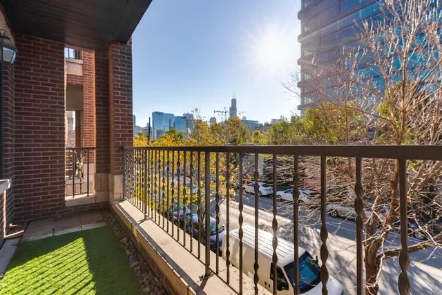 1116 W Hubbard Street 2W, Chicago, IL 60642