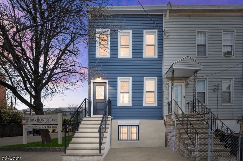 85 Wakeman Ave, Newark City, NJ 07104