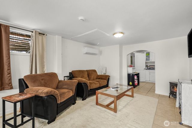 2917 Sawall Avenue, Centralia, WA 98531