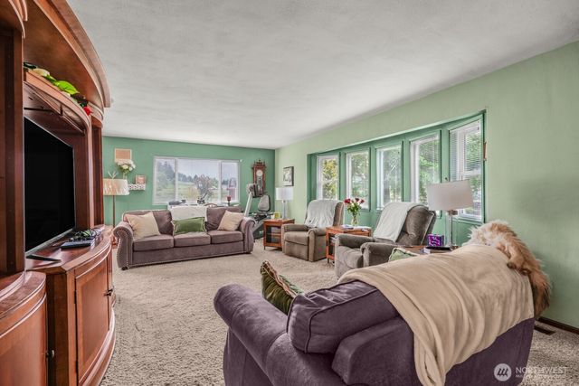 2917 Sawall Avenue, Centralia, WA 98531