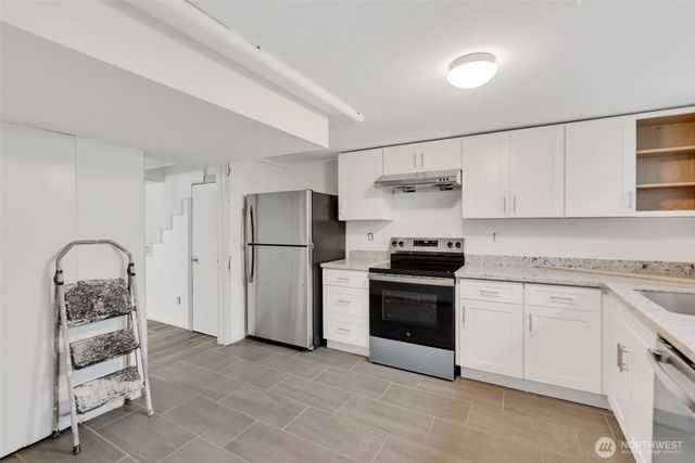 2202 S 120 Street, Burien, WA 98168