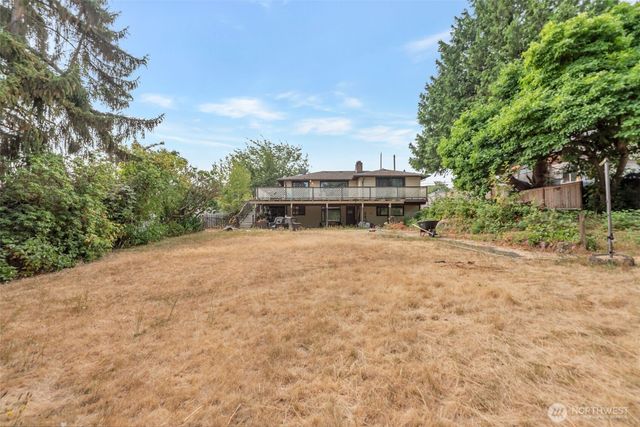 2202 S 120 Street, Burien, WA 98168