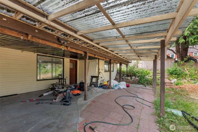 2202 S 120 Street, Burien, WA 98168