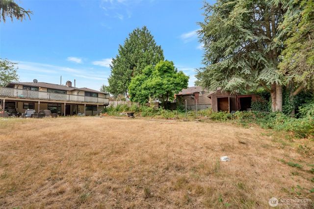 2202 S 120 Street, Burien, WA 98168