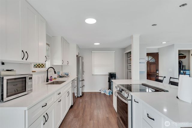 2202 S 120 Street, Burien, WA 98168