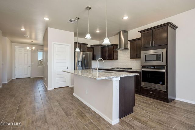 4756 Powder River Drive, Las Cruces, NM 88012