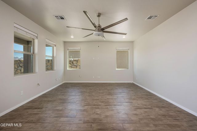 4756 Powder River Drive, Las Cruces, NM 88012