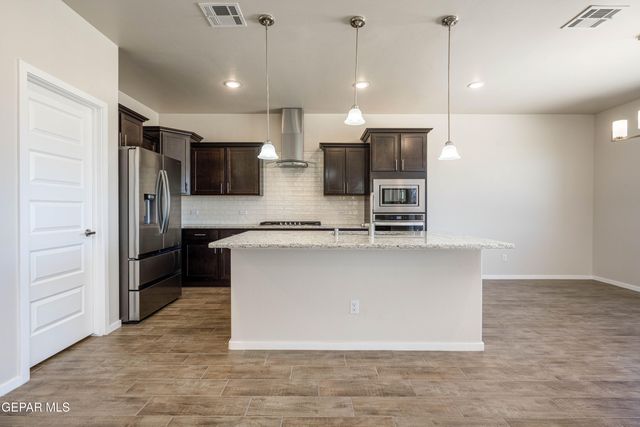 4756 Powder River Drive, Las Cruces, NM 88012