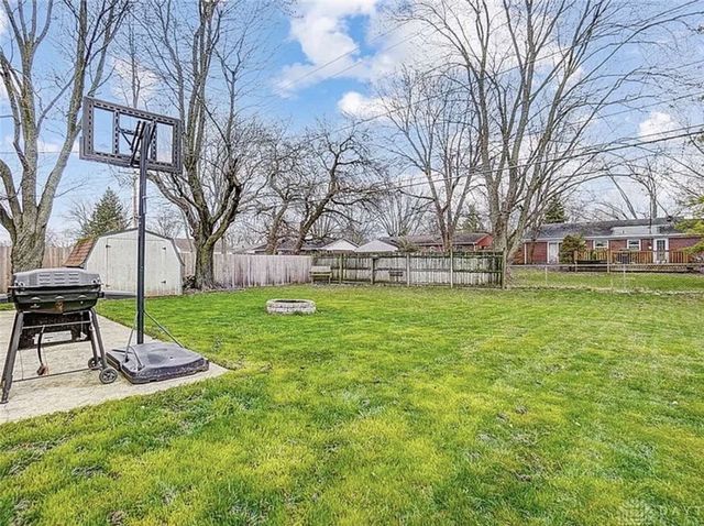421 Merrymaid Drive, Englewood, OH 45322