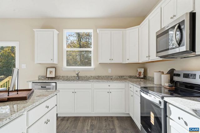 234 GLENMORE LN, Keswick, VA 22947