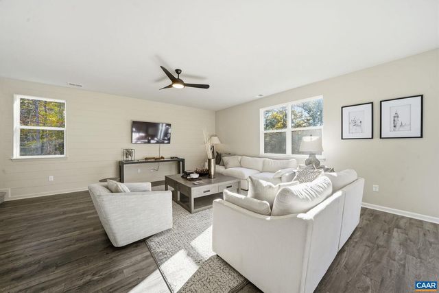234 GLENMORE LN, Keswick, VA 22947