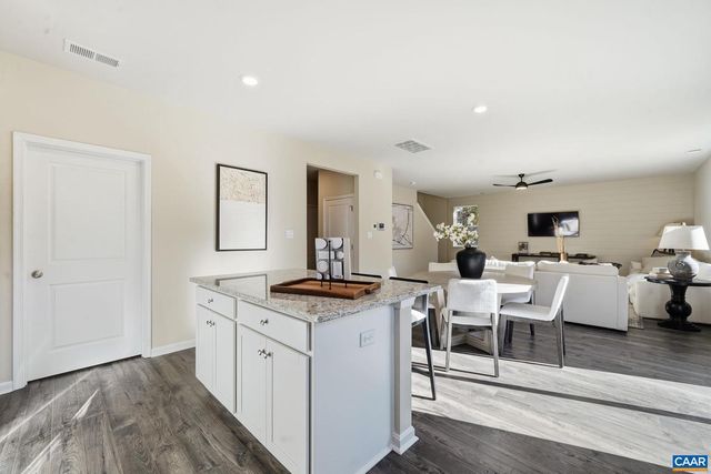 234 GLENMORE LN, Keswick, VA 22947