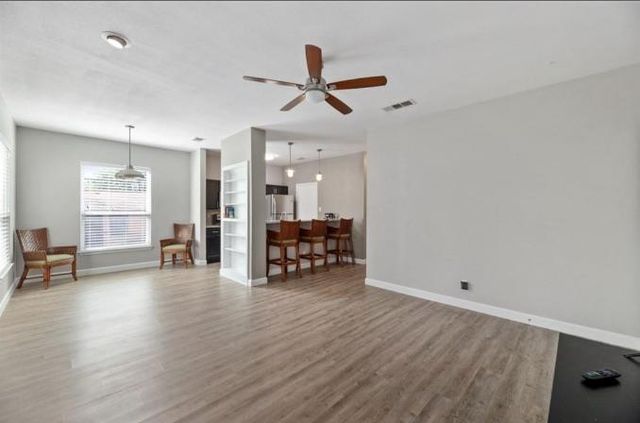 3011 Fruth ST 203, Austin, TX 78705