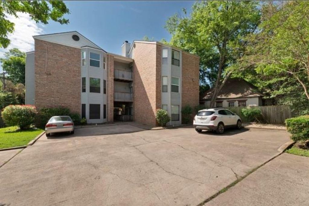 3011 Fruth ST 203, Austin, TX 78705