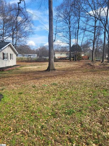 111 Keeler Drive, Pelzer, SC 29669