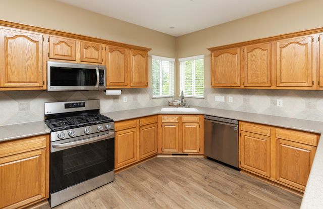 2723 145th Street, Urbandale, IA 50323