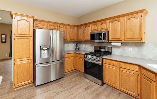 2723 145th Street, Urbandale, IA 50323