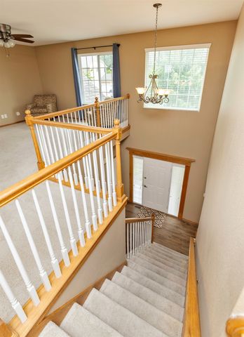 2723 145th Street, Urbandale, IA 50323