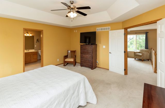 2723 145th Street, Urbandale, IA 50323