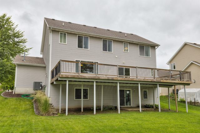 2723 145th Street, Urbandale, IA 50323