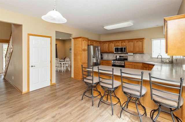 2723 145th Street, Urbandale, IA 50323