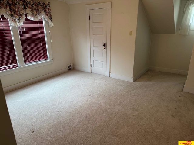 412 S 12th Street, Tekamah, NE 68061