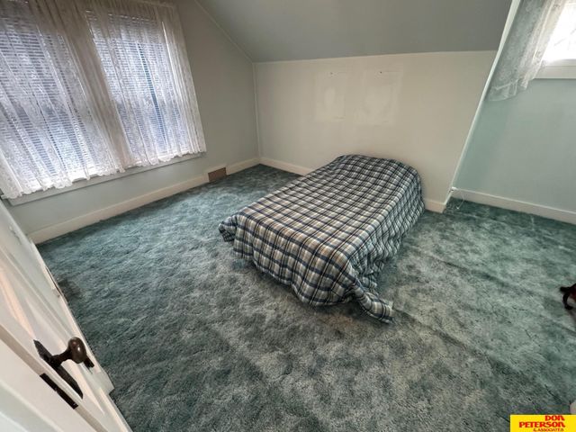 412 S 12th Street, Tekamah, NE 68061