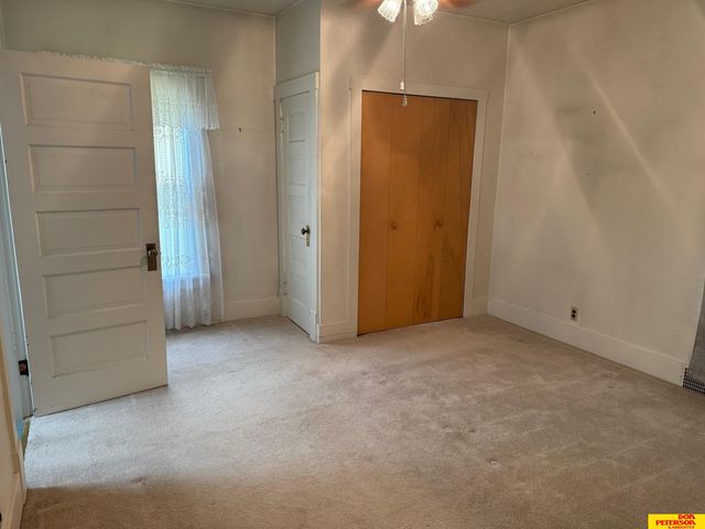 412 S 12th Street, Tekamah, NE 68061