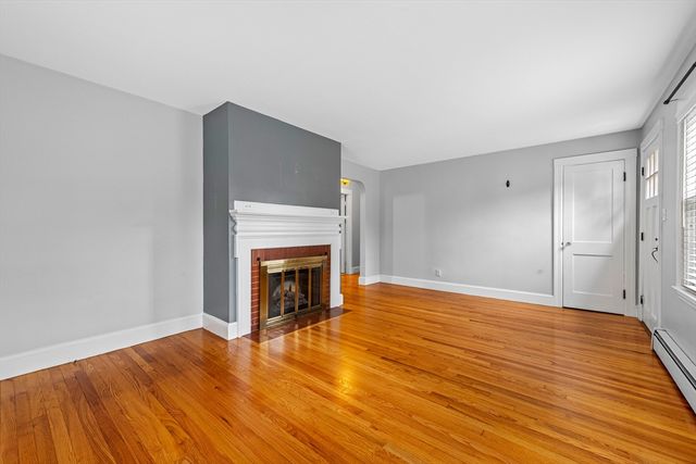 9 Auburn Rd, Beverly, MA 01915
