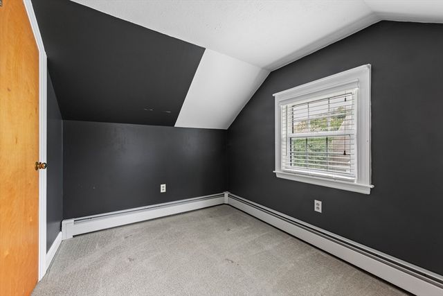 9 Auburn Rd, Beverly, MA 01915
