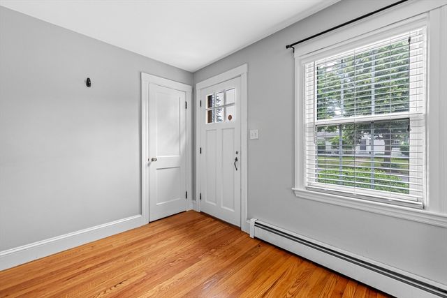 9 Auburn Rd, Beverly, MA 01915
