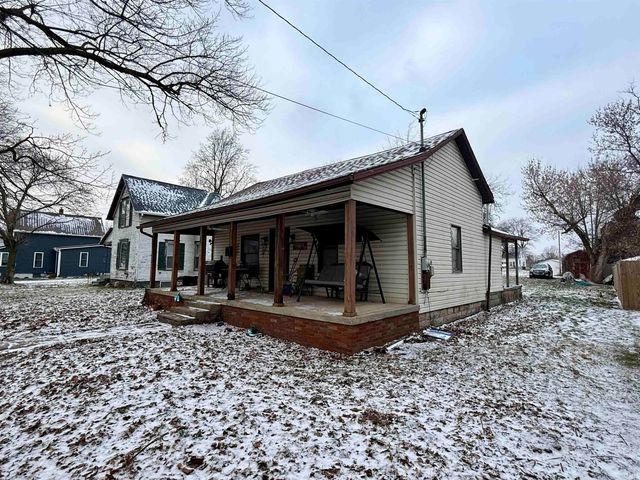 207 E Lisle Street, Kendallville, IN 46755