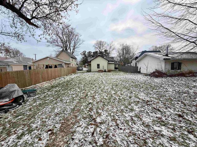 207 E Lisle Street, Kendallville, IN 46755