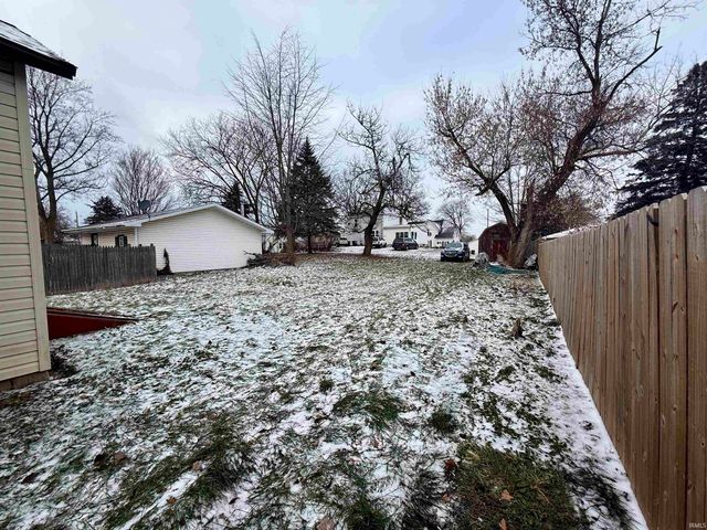 207 E Lisle Street, Kendallville, IN 46755