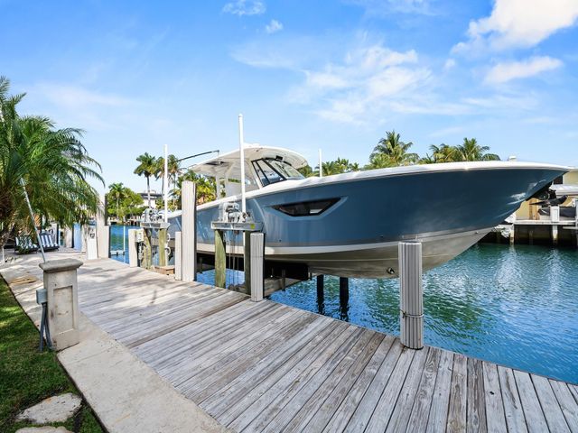 416 Isle Of Capri Drive, Fort Lauderdale, FL 33301