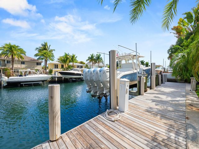 416 Isle Of Capri Drive, Fort Lauderdale, FL 33301