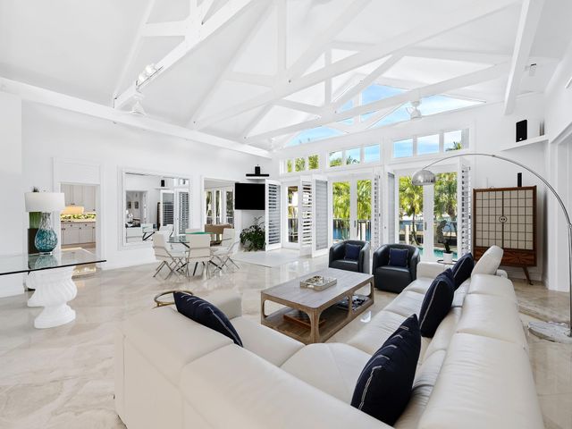 416 Isle Of Capri Drive, Fort Lauderdale, FL 33301