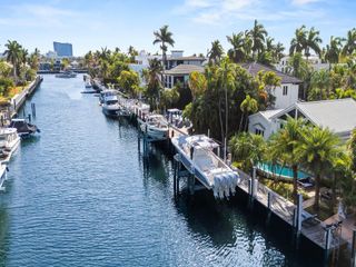 416 Isle Of Capri Drive, Fort Lauderdale, FL 33301