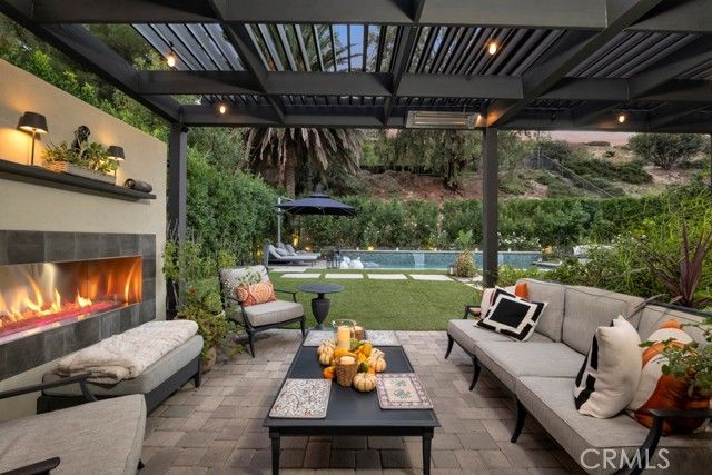 23832 Del Cerro Circle, West Hills (los Angeles), CA 91304