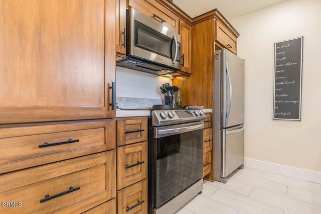 24 W Fiesta Green, Port Hueneme, CA 93041