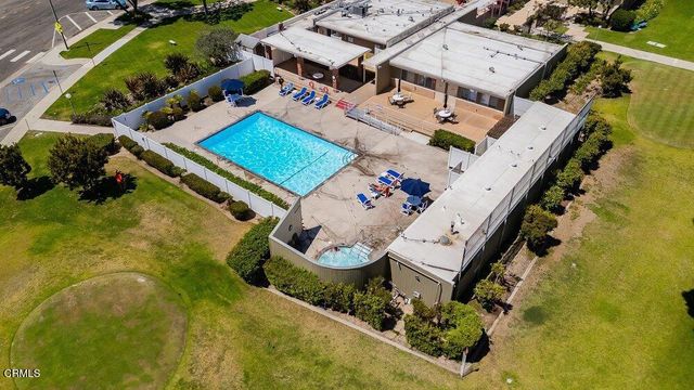 24 W Fiesta Green, Port Hueneme, CA 93041